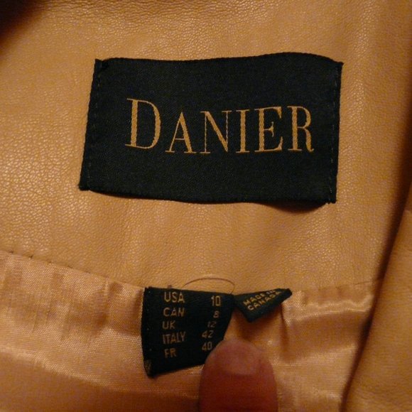 Danier Leather Jacket - Picture 10 of 11